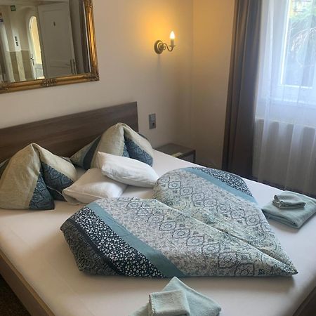 Aradi Vendeghaz Hotell Miskolc Eksteriør bilde