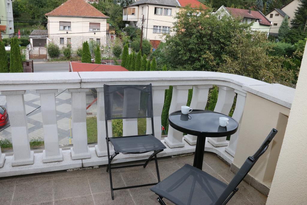 Aradi Vendeghaz Hotell Miskolc Eksteriør bilde