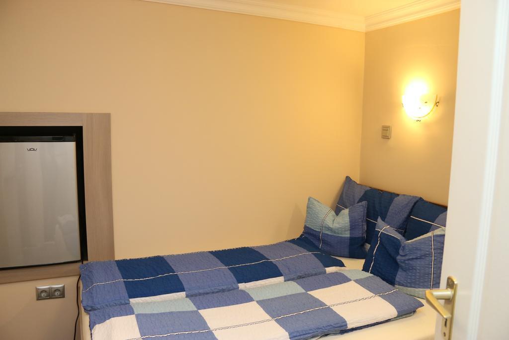 Aradi Vendeghaz Hotell Miskolc Rom bilde