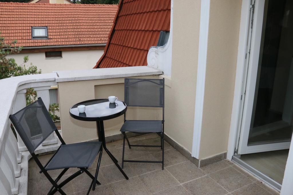 Aradi Vendeghaz Hotell Miskolc Eksteriør bilde