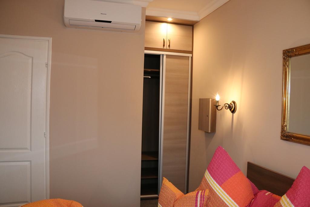 Aradi Vendeghaz Hotell Miskolc Rom bilde